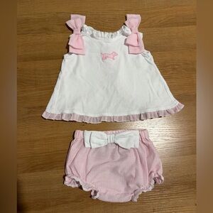 White & Pink Baby Bow Top and Bloomers Set - Classic Infant Two-Piece